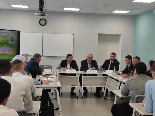 Апаста “Авыл яши” проекты яшьләрне дә җәлеп итә