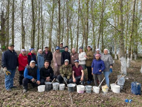 В Апастовском районе в рамках национального проекта «Экология» федерального проекта «Чистая страна» продолжается Всероссийский санитарно-экологический двухмесячник.