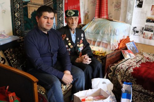 Апастовские ветераны вновь воспоминают победные дни