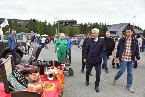 Фарид Мухаметшин открыл фестиваль ретромашин под Казанью
