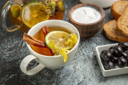 Сәламәт һәм матур булу өчен 8 төрле шифалы эчемлек кулланырга кирәк