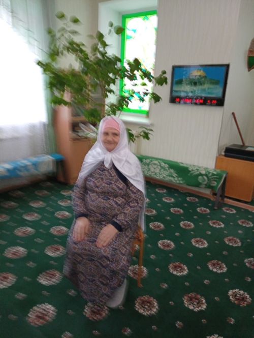 Апаста хиджаб көннәре уза
