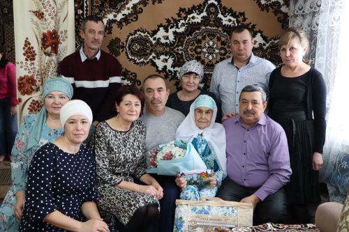 Нурсәйлә әби Гыймадиева: “15 яшемнән кирпеч сугарга йөрдем”