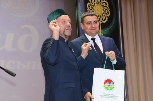 Апаста “Мәүлид мөбарәк” дип исемләнгән дини - әхлакый мәдәни кичә узды