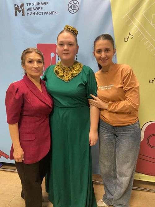Студентка Апастовского аграрного колледжа приняла участие в молодежном фестивале песни и поэзии «Бика Фест»