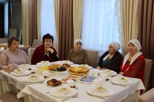 Апас җирлеге махсус хәрби операциядә катнашучы егетләрнең якыннарын хөрмәтләде