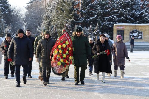 Апас җирлеге махсус хәрби операциядә катнашучы егетләрнең якыннарын хөрмәтләде