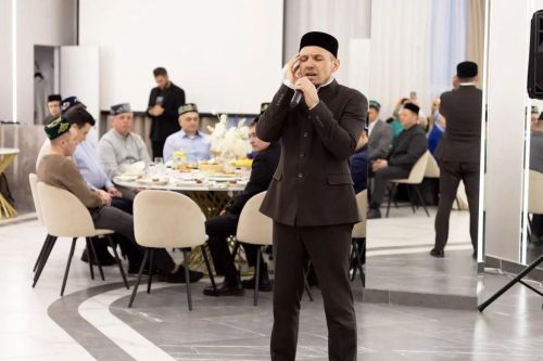 Казанда “Апас” якташлар җәмгыяте ифтар ашы уздырды