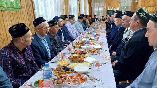 Иске Йомралыда ифтар ашы узды