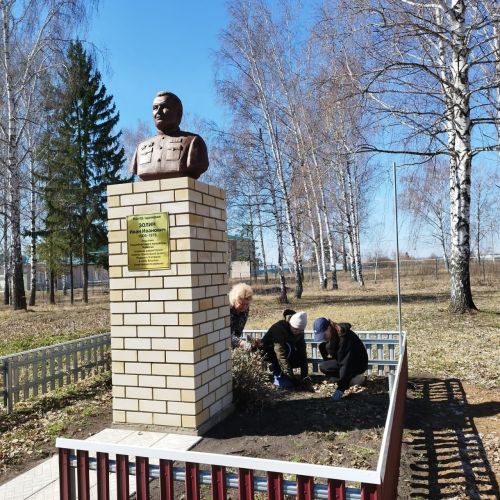 Акция «Обелиск»: Забота о памятниках и окружающей среде»