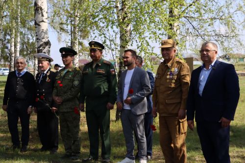 Апаста контр-адмирал, хәрби журналист Иван Иванович Золинны искә алдылар