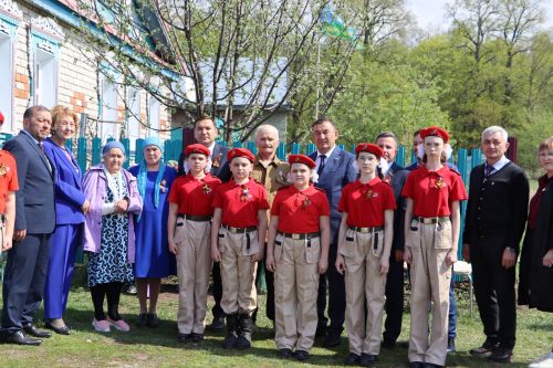 Табар Черкене батыр егетләренең исемен мәңгеләштерде