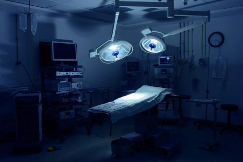 17 яшьлек кыз пластик операциядән соң үлгән