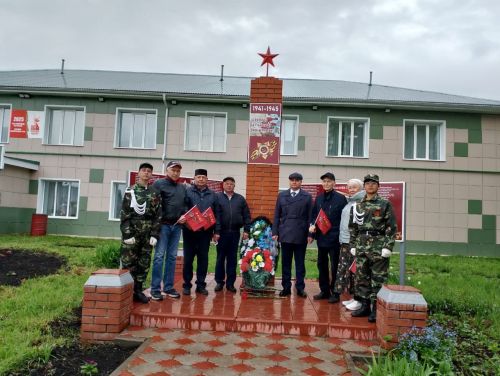 Дәүләкинең батыр егете Ленар Шәриповның исеме мәңгеләштерелде