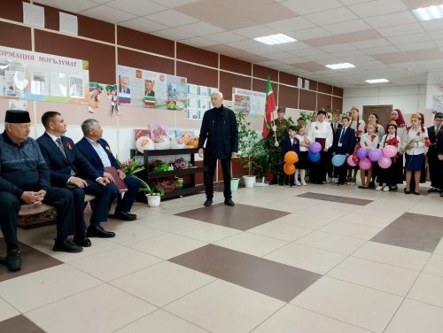 Дәүләкинең батыр егете Ленар Шәриповның исеме мәңгеләштерелде