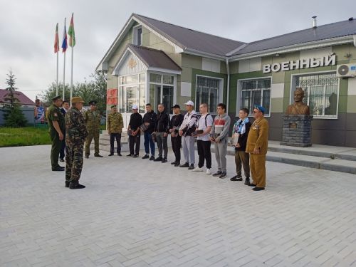 Мужчина должен выполнить свой долг перед страной