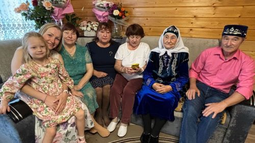 Назимә әби Рәхмәтуллина: Мин – бик бәхетле