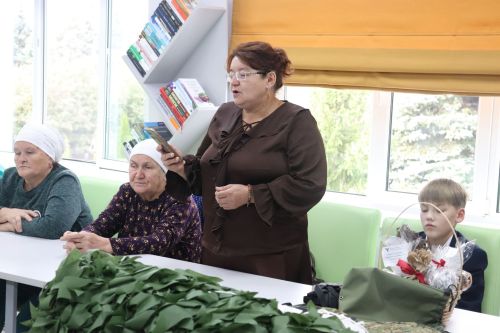 Апас үзәк китапханәсендә “Безнең заман геройлары” дип исемләнгән чара узды