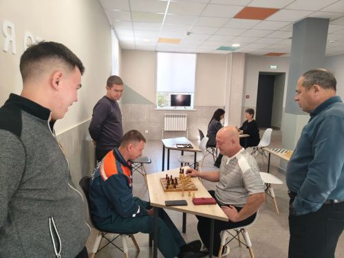 В молодёжном центре «Яшьлек» сразились работники района