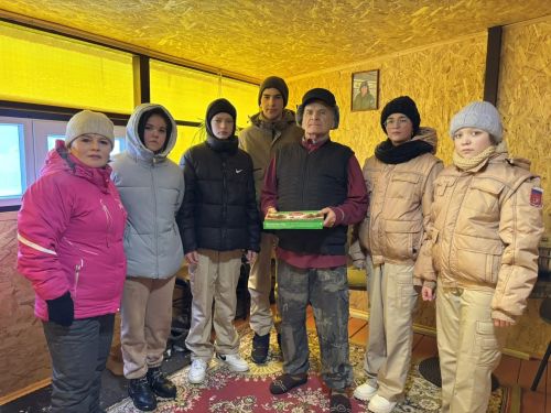 Юнармейцы Табар-Черкийской школы навестили Сергея Пантелеймоновича Баранов-Орел