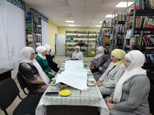 Олы Бакырчы авылы китапханәсендә ифтар ашы узды