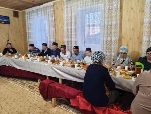 Югары Ындырчыда 60лап кеше катнашында ифтар мәҗлесе узды