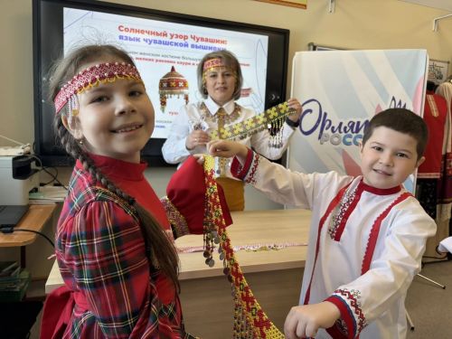 Хранители традиций: юные орлята Табар-Черкийской школы прикоснулись к истокам чувашской культуры