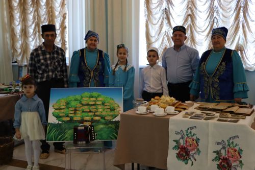 Җиде бабаңны белү халкыбызга хас гамәл