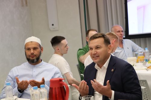 Апаста яңа төзелгән «Мирас» пансионаты күп кунаклар кабул итте