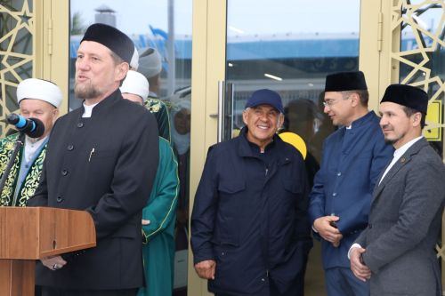 Татарстан Рәисе Апаста дини-әхлакый өстәмә белем бирү йортын ачты