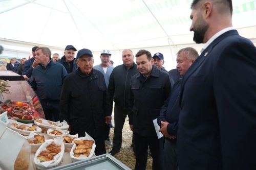 Районга эш сәфәре белән Татарстан Республикасы Рәисе Рөстәм Миңнеханов килде