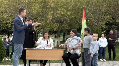 Апас Үзәк ял паркында «Районыбыз үсеше – бердәмлектә» концертлары тәмамланды