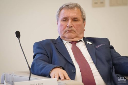 Татарстан лидирует по числу национальных книжных изданий – Салимгараев