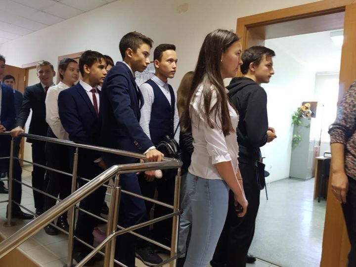 Апастовские школьники посетили районный суд