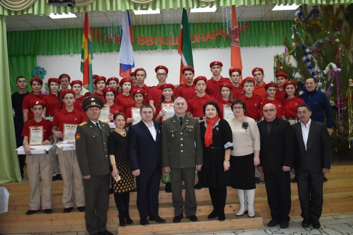 Апас урта мәктәбендә Юнармиячеләрнең II слетының йомгаклау өлеше узды