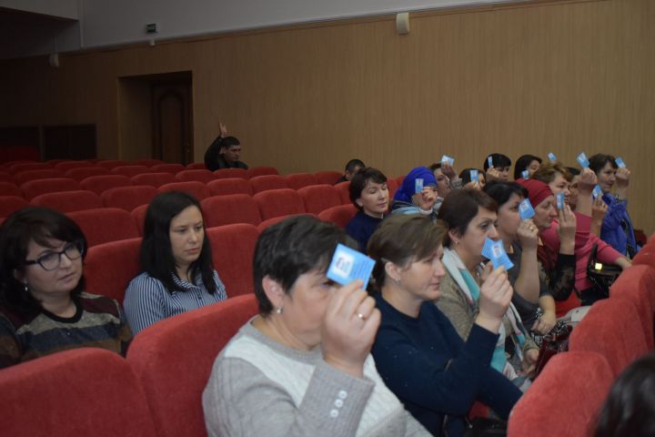 В Апастово прошла конференция местного отделения партии «Единая Россия»
