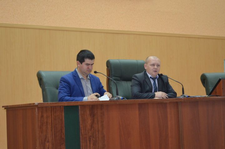 В Апастово обсуждались вопросы по пресечению незаконного оборота алкогольной продукции