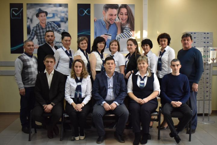 25 лет образованию в Апастово «Ак Барс» банка