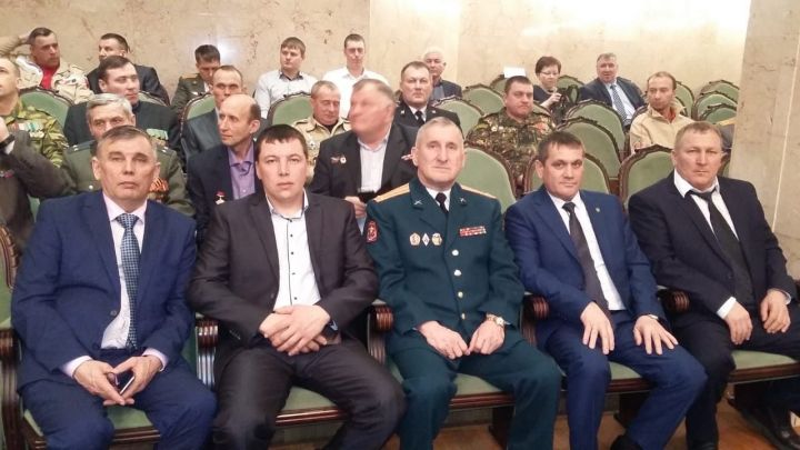 Делегация из Апастово участвует на торжестве в честь Дня защитника Отечества в Казани