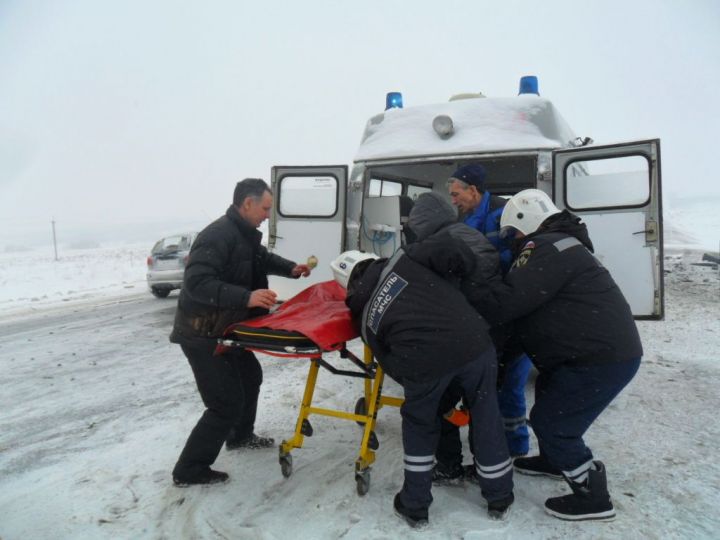 На трассе Апастово-Буинск произошла авария