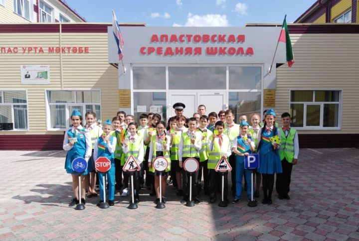 В Апастовской школе прошла встреча в рамках Глобальной недели дорожной безопасности