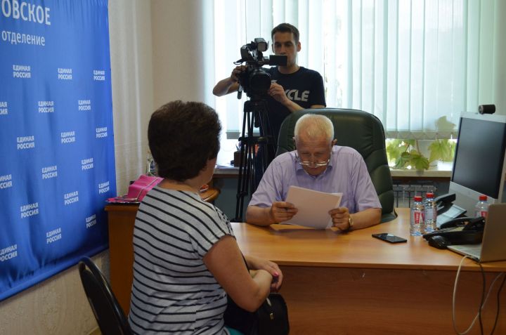 Первый проректор КФУ встретился с жителями Апастовского района