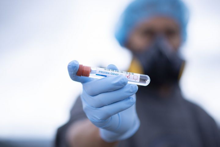 В России за сутки выявили 5841 случай заражения коронавирусом