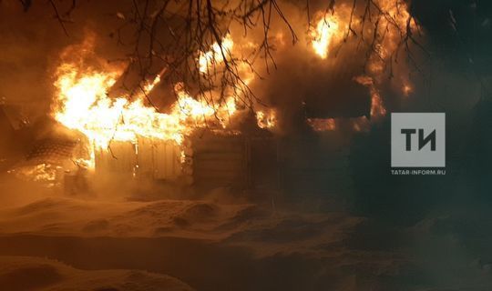 На пожаре в садовом домике в Татарстане погиб пожилой мужчина