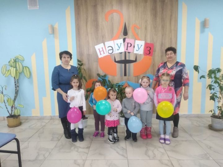 Олы Бакырчы авылы нәниләре “карга ботка”сыннан авыз иттеләр