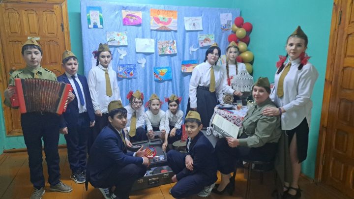 Открытие года Защитников Отечества в Давликеевской школе прошло с большим размахом и вдохновением