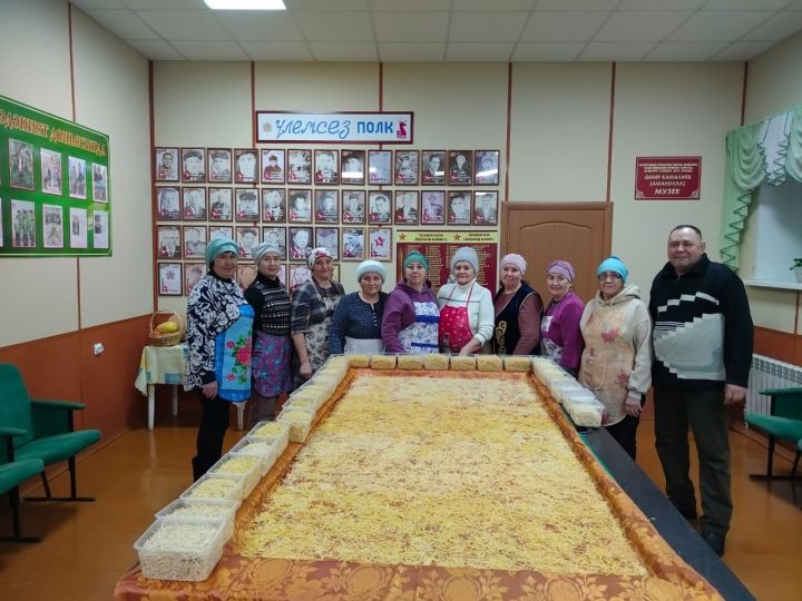Апаста гуманитар ярдәм җыю эше бара