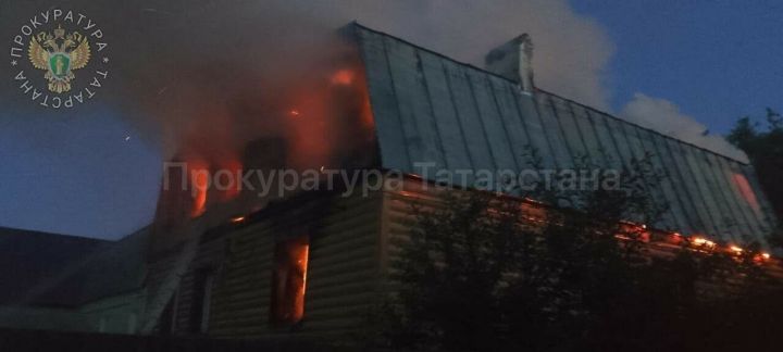 Татарстанда узган төндә хатын-кыз һәм ике бала янып үлгән