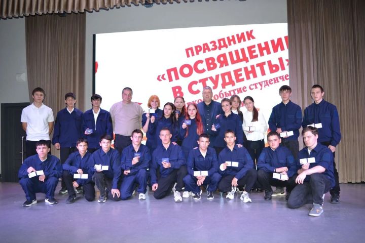Апас аграр көллиятендә тантаналы бәйрәм узган