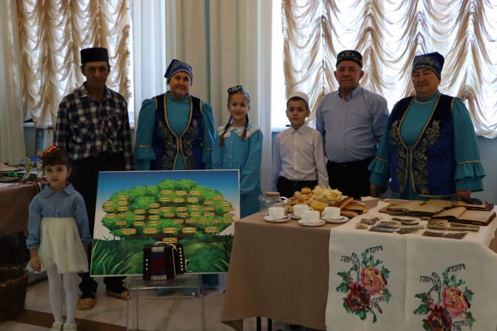 Җиде бабаңны белү халкыбызга хас гамәл
